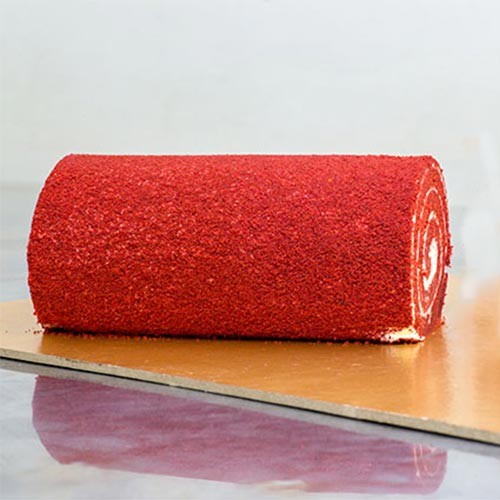 Red Velvet Swiss Roll (Full)